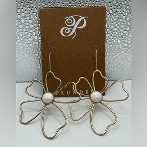 PLUNDER Floral Gold Outlines Dangling Lightweight Casual Summer Earrings